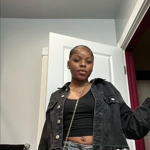 Meet your Posher, Jada
